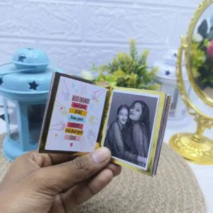 Customized mini photo album