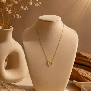 Elegant Heart Link Golden Pendant Necklace